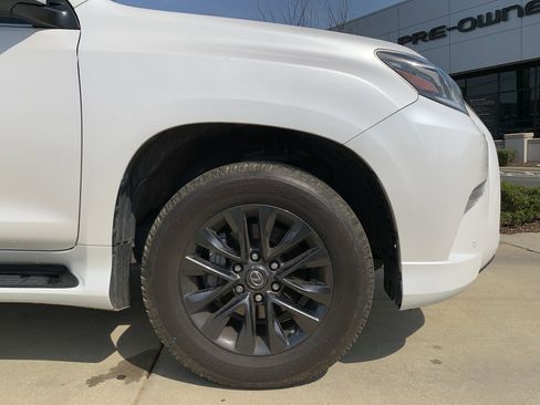 Used 2023 Lexus GX 460 Premium AWD/4WD image 13