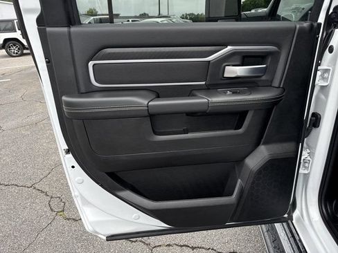 Certified 2026 RAM 2500 Big Horn AWD/4WD image 26