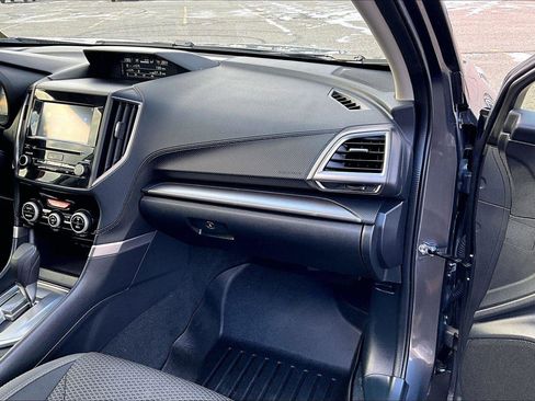 Used 2023 Subaru Forester Premium image 17