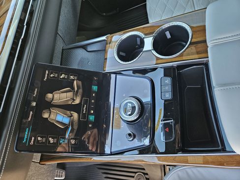 New 2025 Cadillac Escalade Sport Platinum w/ LPO, ONYX Package image 32