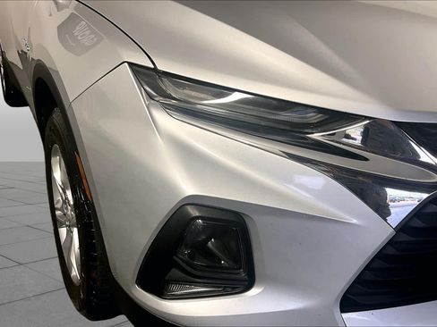Used 2020 Chevrolet Blazer LT FWD image 25