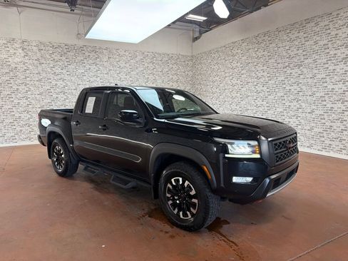 Used 2024 Nissan Frontier PRO-4X w/ Technology Package AWD/4WD image 1