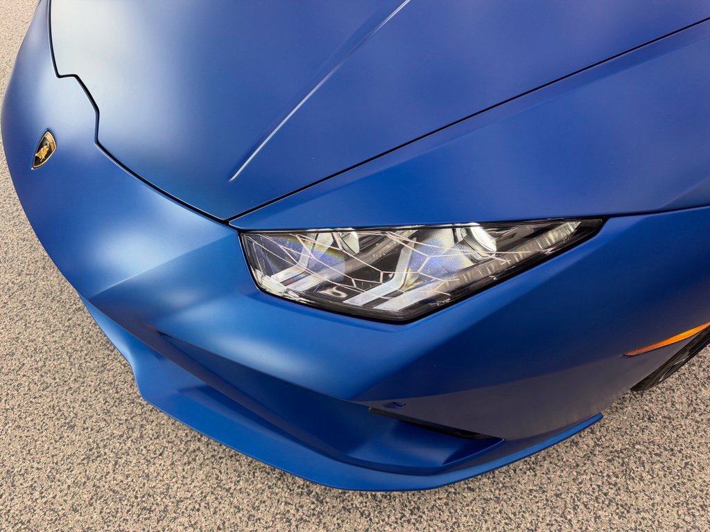 Used 2022 Lamborghini Huracan EVO RWD image 23