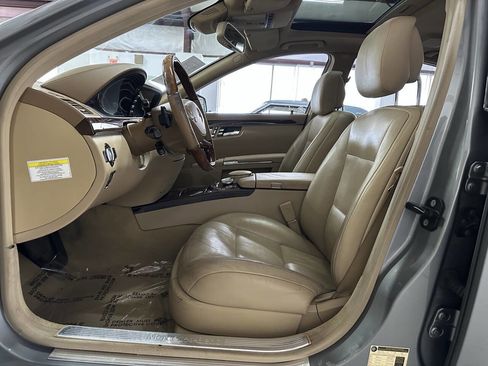 Used 2011 Mercedes-Benz S 550 4MATIC image 11