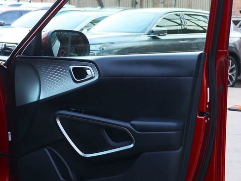 Used 2024 Kia Soul LX w/ Option Group 015 image 31