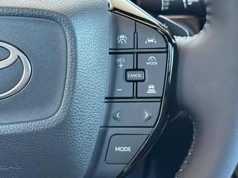 New 2026 Toyota C-HR AWD/4WD image 29