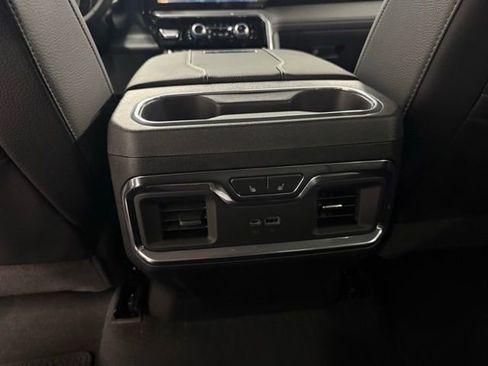 New 2026 GMC Sierra 3500 Denali w/ Denali Reserve Package image 17