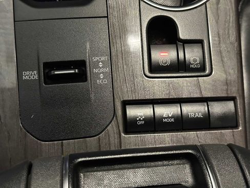 Certified 2022 Toyota Highlander Limited image 15