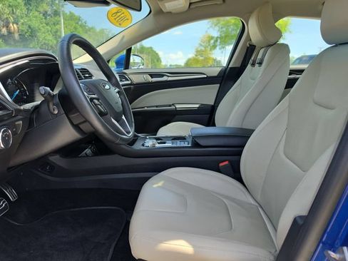 Used 2018 Ford Fusion Titanium FWD image 15