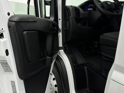 Used 2023 RAM ProMaster 2500 image 19