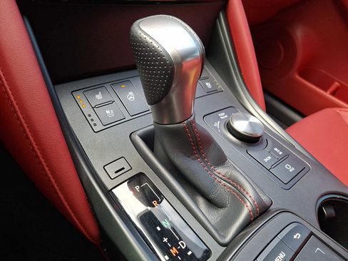 Used 2021 Lexus IS 350 F Sport image 10