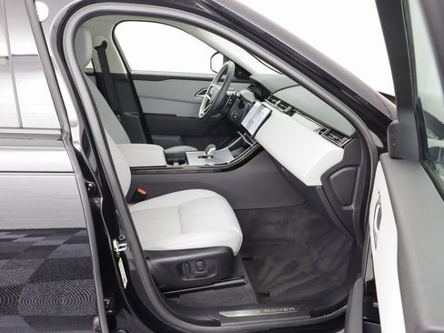 Certified 2025 Land Rover Range Rover Velar S image 20