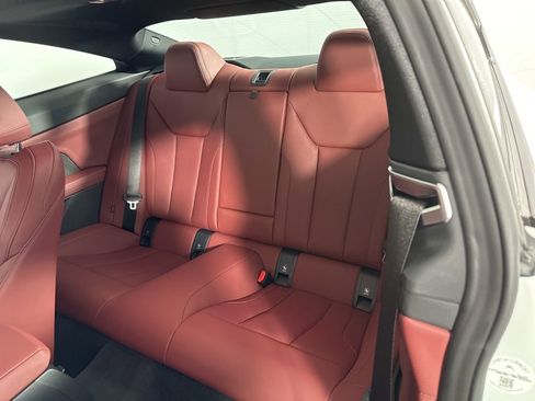 Used 2025 BMW 440i xDrive Coupe w/ Premium Package image 19