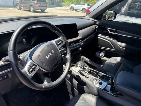 Used 2023 Kia Telluride EX X-Line AWD/4WD image 5