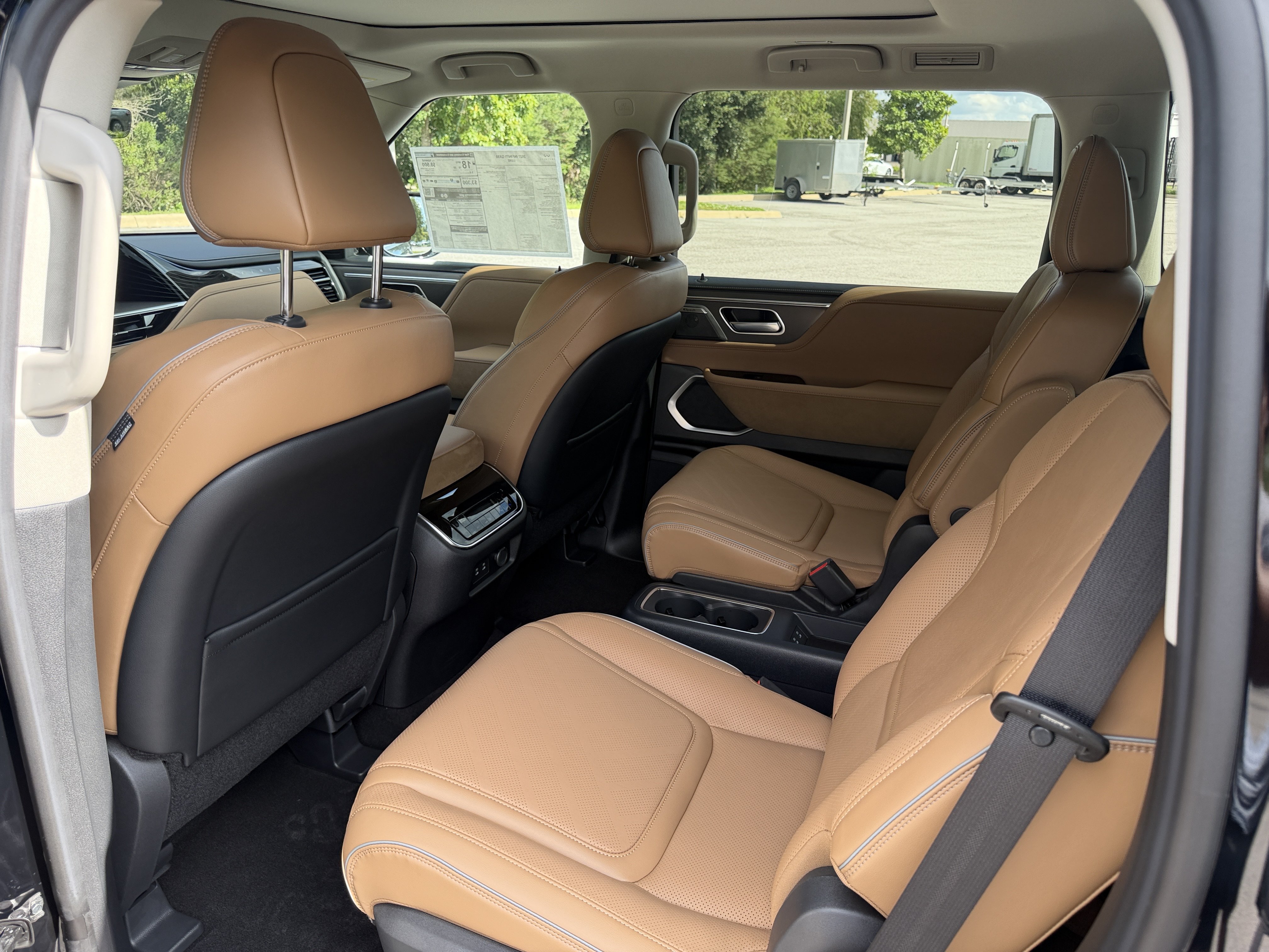 New 2027 INFINITI QX80 Luxe w/ Cargo Package RWD image 18