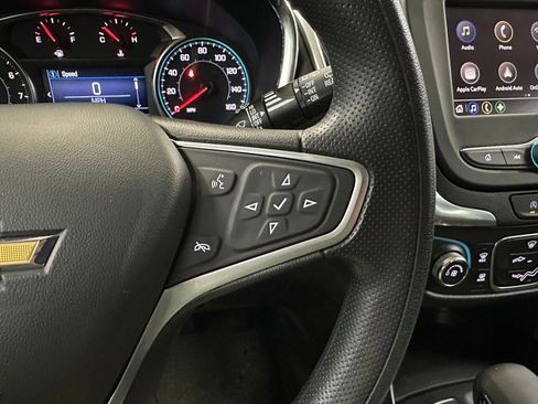 Used 2022 Chevrolet Equinox LT w/ LPO, Floor Liner Package image 8