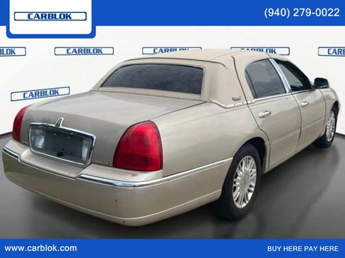 Used 2011 Lincoln Town Car Signature Limited w/ Continental Edition Pkg image 5
