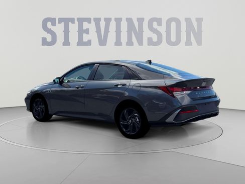 New 2026 Hyundai Elantra Sport FWD image 4