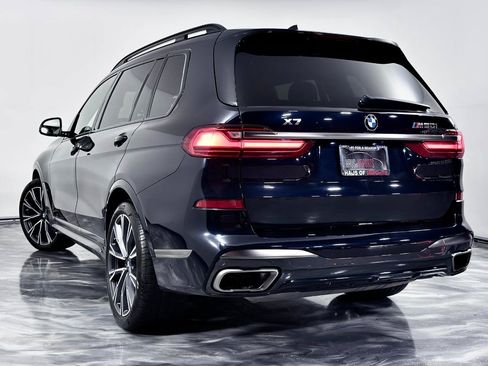 Used 2022 BMW X7 M50i w/ Cold Weather Package AWD/4WD image 11