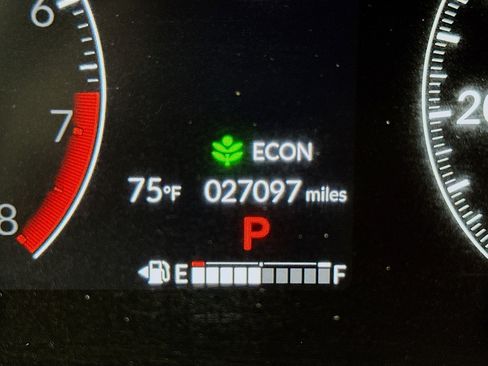 Used 2024 Honda HR-V Sport image 19