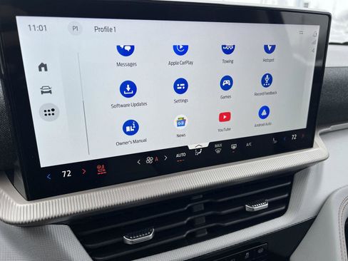 New 2026 Ford Explorer Active w/ Active Comfort Package image 28