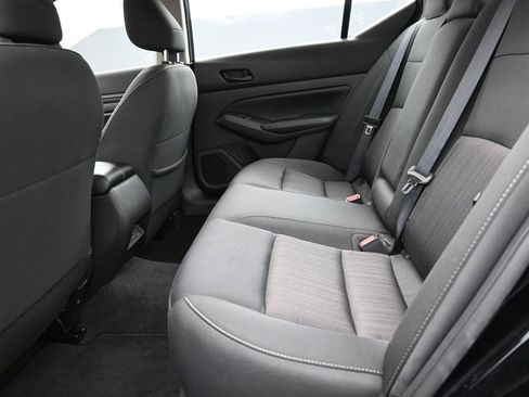 Used 2024 Nissan Altima 2.5 SV image 25