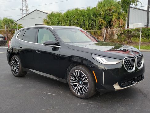 Used 2026 BMW X3 xDrive30i w/ Convenience Package AWD/4WD image 2