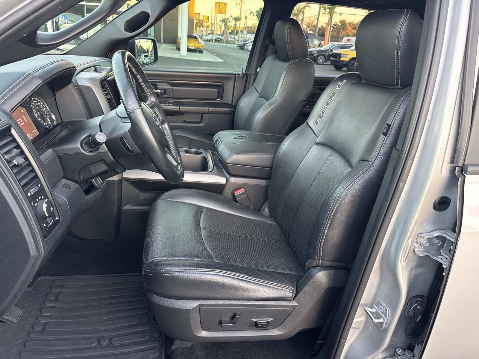 Used 2018 RAM 1500 Rebel w/ Luxury Group AWD/4WD image 20