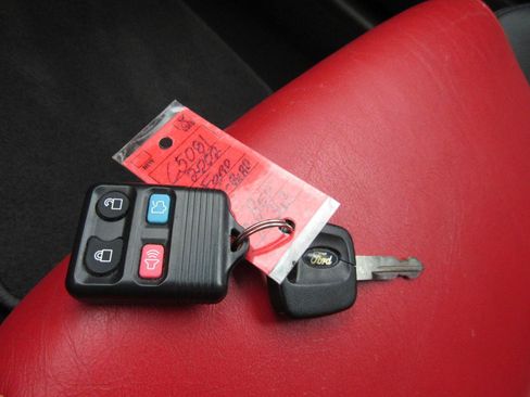 Used 2002 Ford Thunderbird RWD image 38