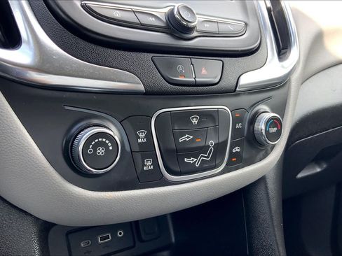 Used 2024 Chevrolet Equinox LS w/ LS Convenience Package FWD image 67