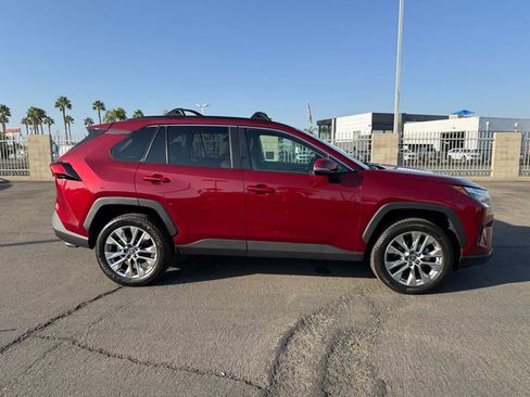 Used 2024 Toyota RAV4 XLE Premium image 7