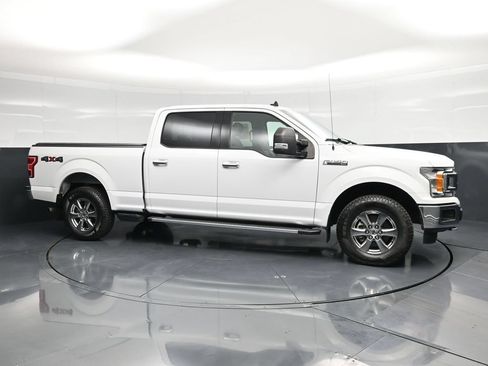 Used 2020 Ford F150 XLT w/ Equipment Group 302A Luxury AWD/4WD image 4