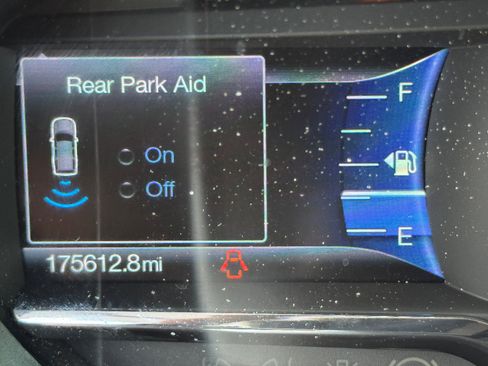 Used 2016 Lincoln Navigator Select AWD/4WD image 21