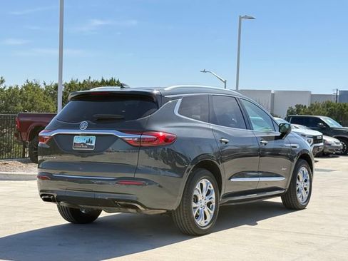 Used 2020 Buick Enclave Avenir w/ Avenir Technology Package image 4