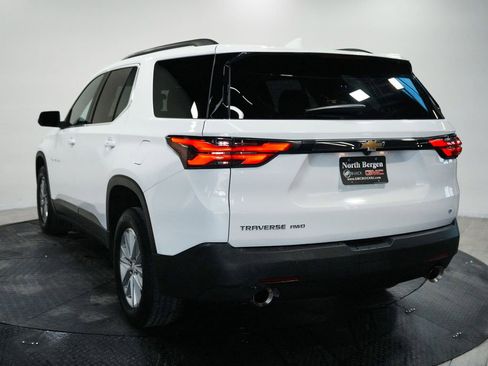 Used 2022 Chevrolet Traverse LT w/ LPO, Floor Liner Package AWD/4WD image 6