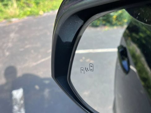 Used 2024 Toyota RAV4 XLE w/ Convenience Package AWD/4WD image 25