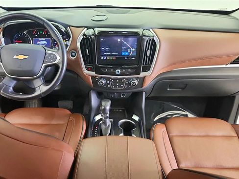 Used 2021 Chevrolet Traverse High Country AWD/4WD image 36