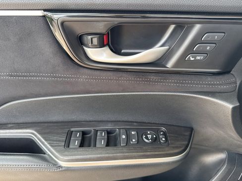 Used 2018 Honda Clarity Touring image 11