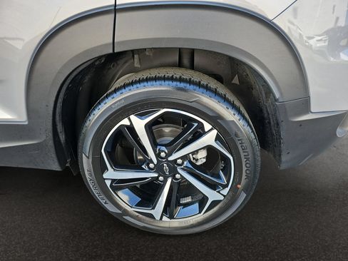 Used 2023 Chevrolet TrailBlazer RS FWD image 46