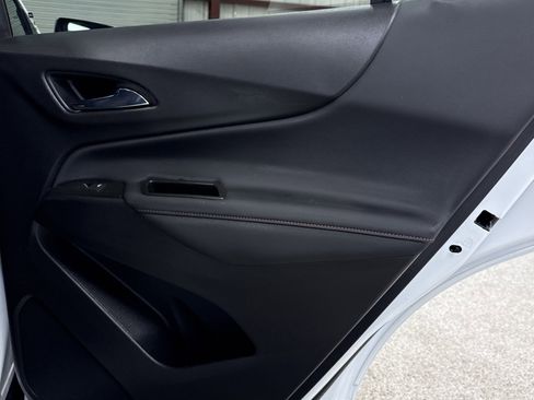 Used 2024 Chevrolet Equinox RS image 19