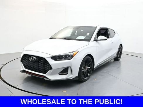 Used 2019 Hyundai Veloster Turbo R-Spec image 3