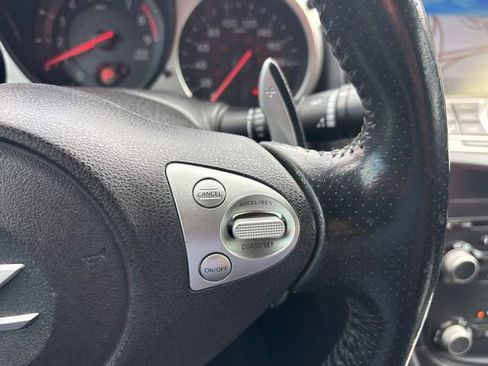 Used 2015 Nissan 370Z Touring image 36