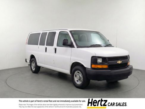 Used 2025 Chevrolet Express 3500 LT w/ LT Preferred Equipment Group image 1