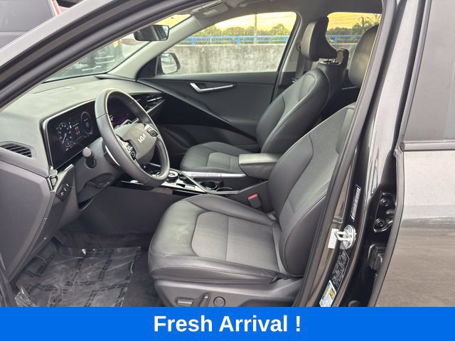 Used 2024 Kia Niro Wind FWD image 2