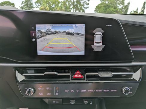 Certified 2023 Kia Niro Wave FWD image 24