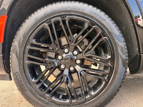 Used 2022 Jeep Wagoneer Series III image 38