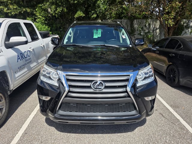 Used 2015 Lexus GX 460 w/ Navigation Package AWD/4WD image 2