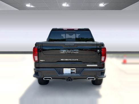 Used 2025 GMC Sierra 1500 Elevation w/ Elevation Premium Package AWD/4WD image 9