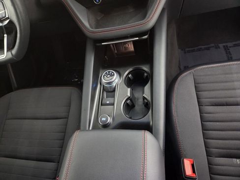 Used 2025 Ford Explorer ST-Line w/ ST-Line Street Pack image 36