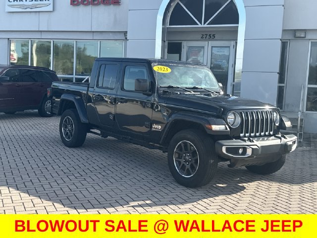 Certified 2023 Jeep Gladiator Overland AWD/4WD image 5